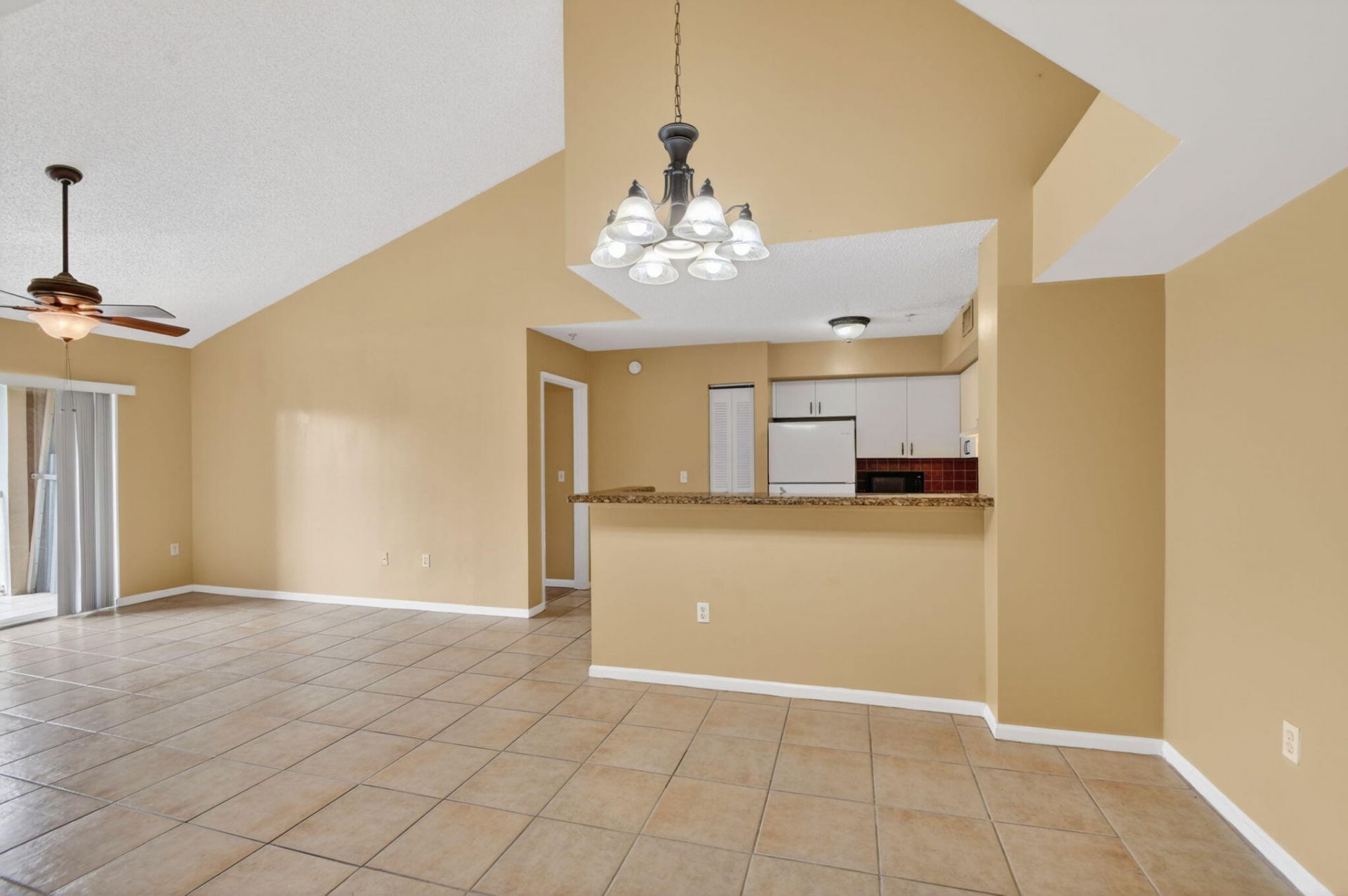 7864 Sonoma Springs Circle, Unit 206, Lake Worth, FL 33463 Photo