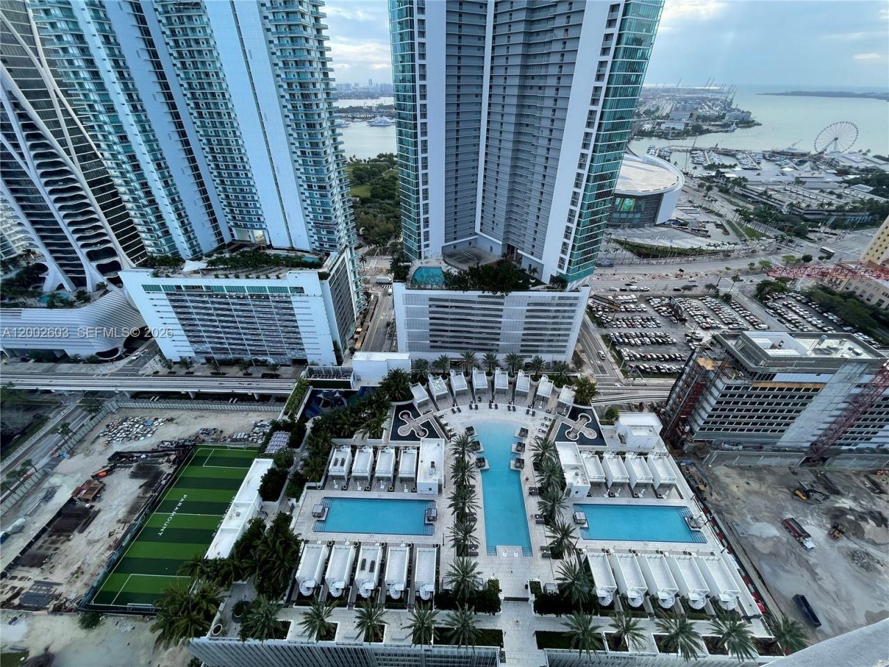 851 NE 1st Ave, Unit 3103, Miami, FL 33132 Photo