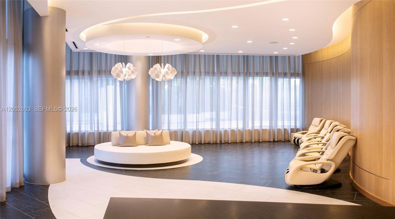 851 NE 1st Ave, Unit 3103, Miami, FL 33132 Photo