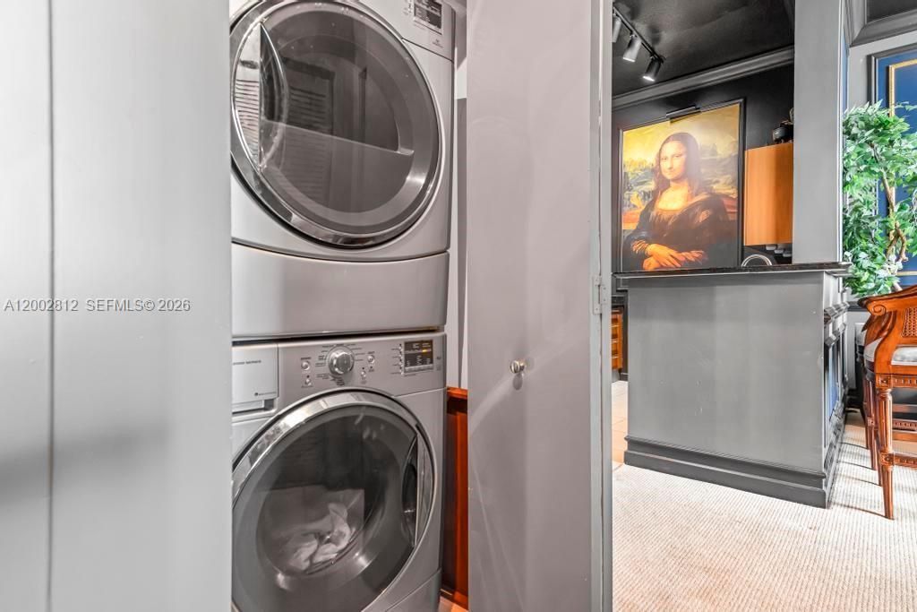 335 S Biscayne Blvd, Unit LPH-02, Miami, FL 33131 Photo