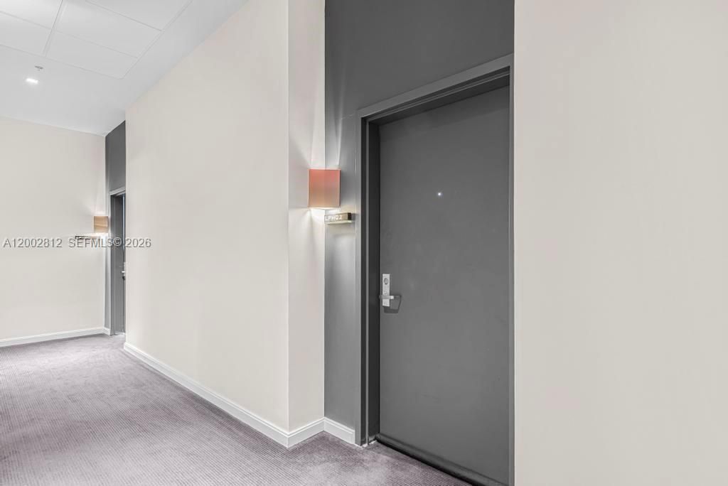 335 S Biscayne Blvd, Unit LPH-02, Miami, FL 33131 Photo