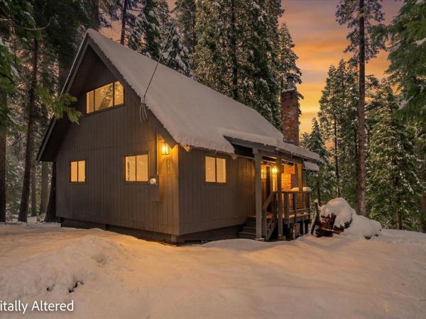 875 Shoshone Dr, Arnold, CA 95223