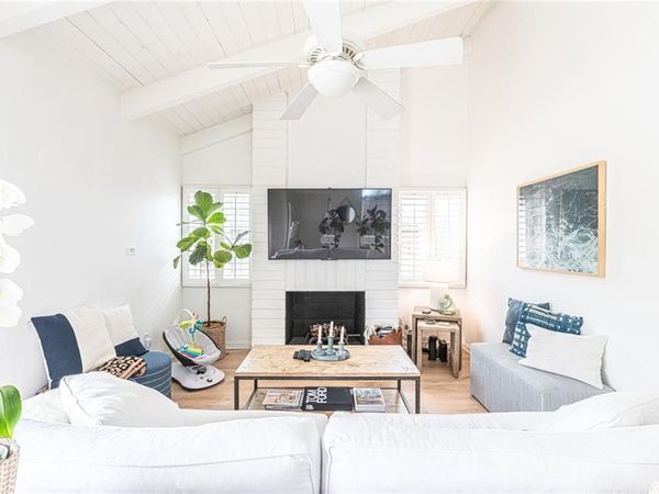 719 Poinsettia, Corona Del Mar, CA 92625