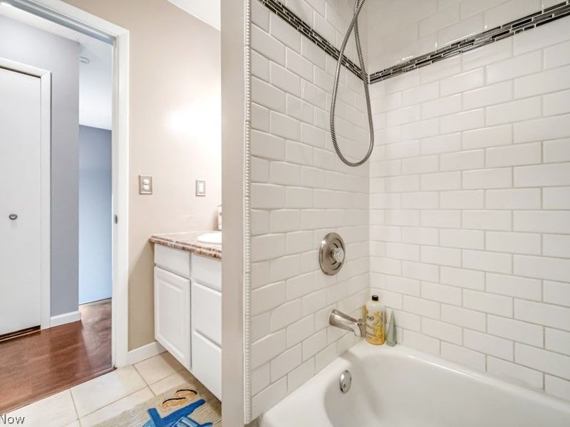 7390 Creekwood Drive, Unit 10D, North Royalton, OH 44133 Photo 22