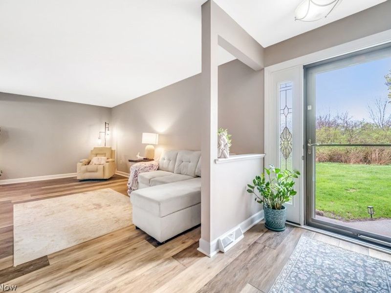 7390 Creekwood Drive, Unit 10D, North Royalton, OH 44133 Photo 3