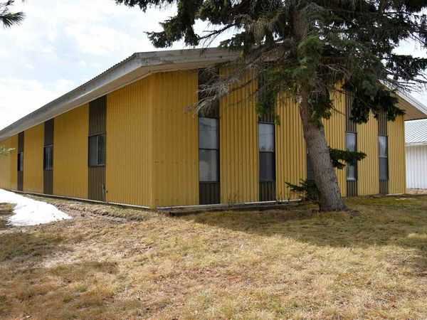 14260 Stover Road, Charlevoix, MI 49720