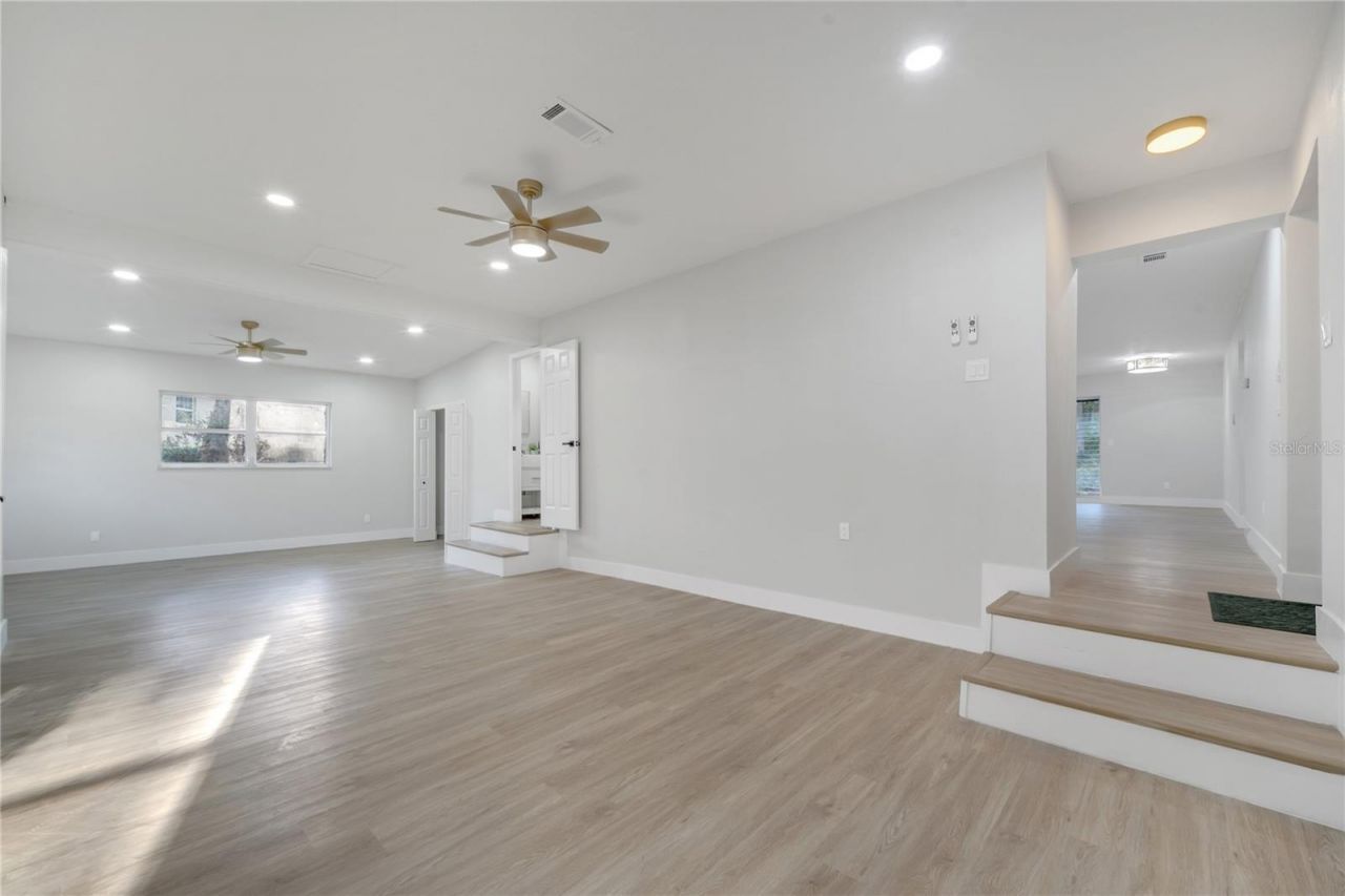 7043 Carlene Drive , Orlando, FL 32835 Photo