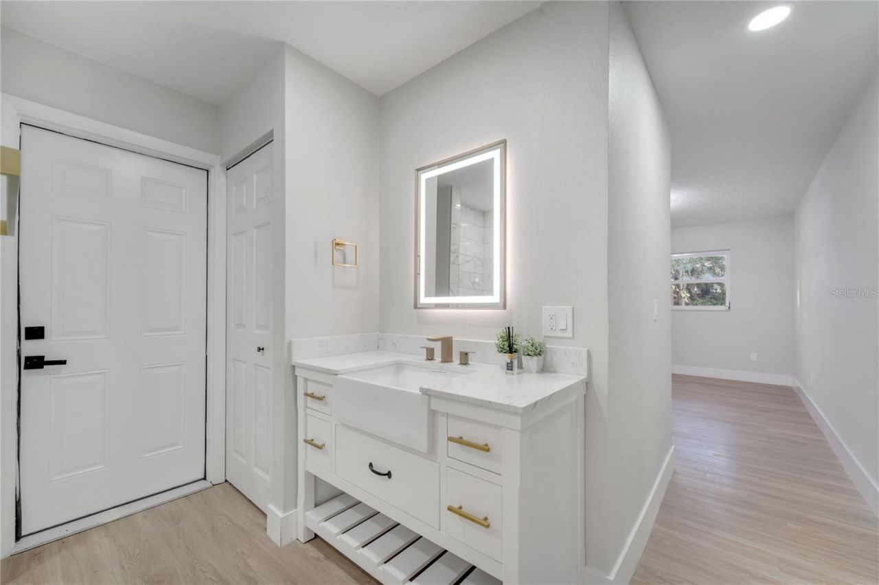 7043 Carlene Drive , Orlando, FL 32835 Photo