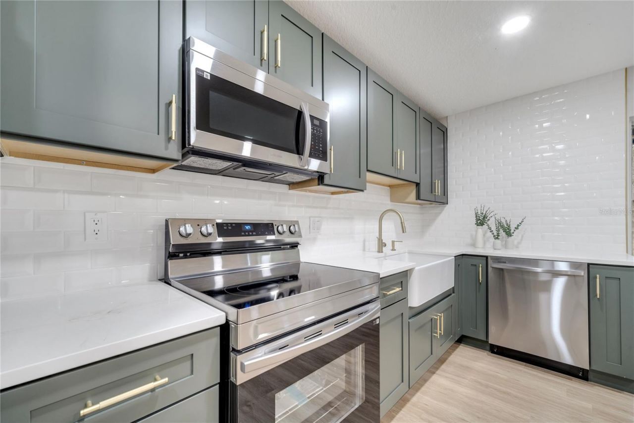 7043 Carlene Drive , Orlando, FL 32835 Photo