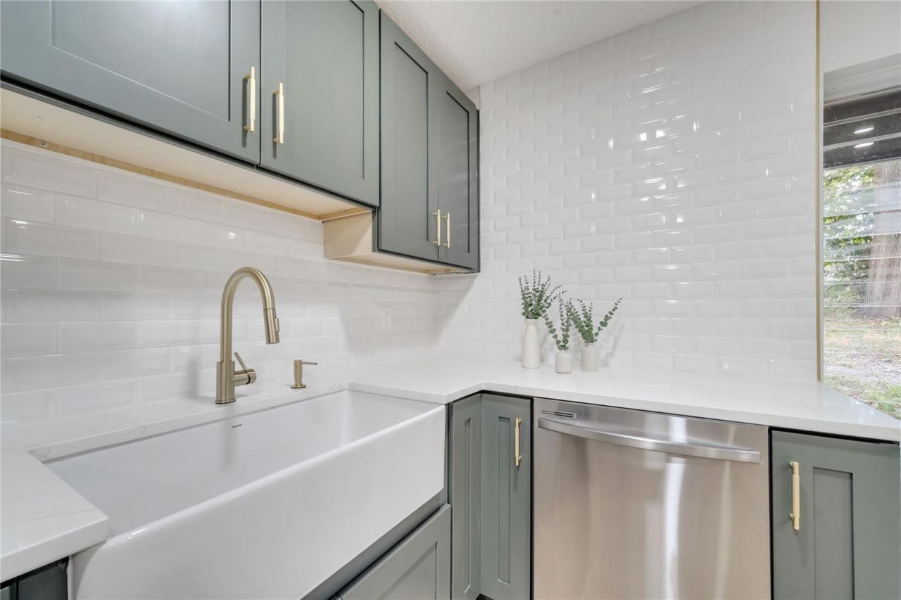 7043 Carlene Drive , Orlando, FL 32835 Photo