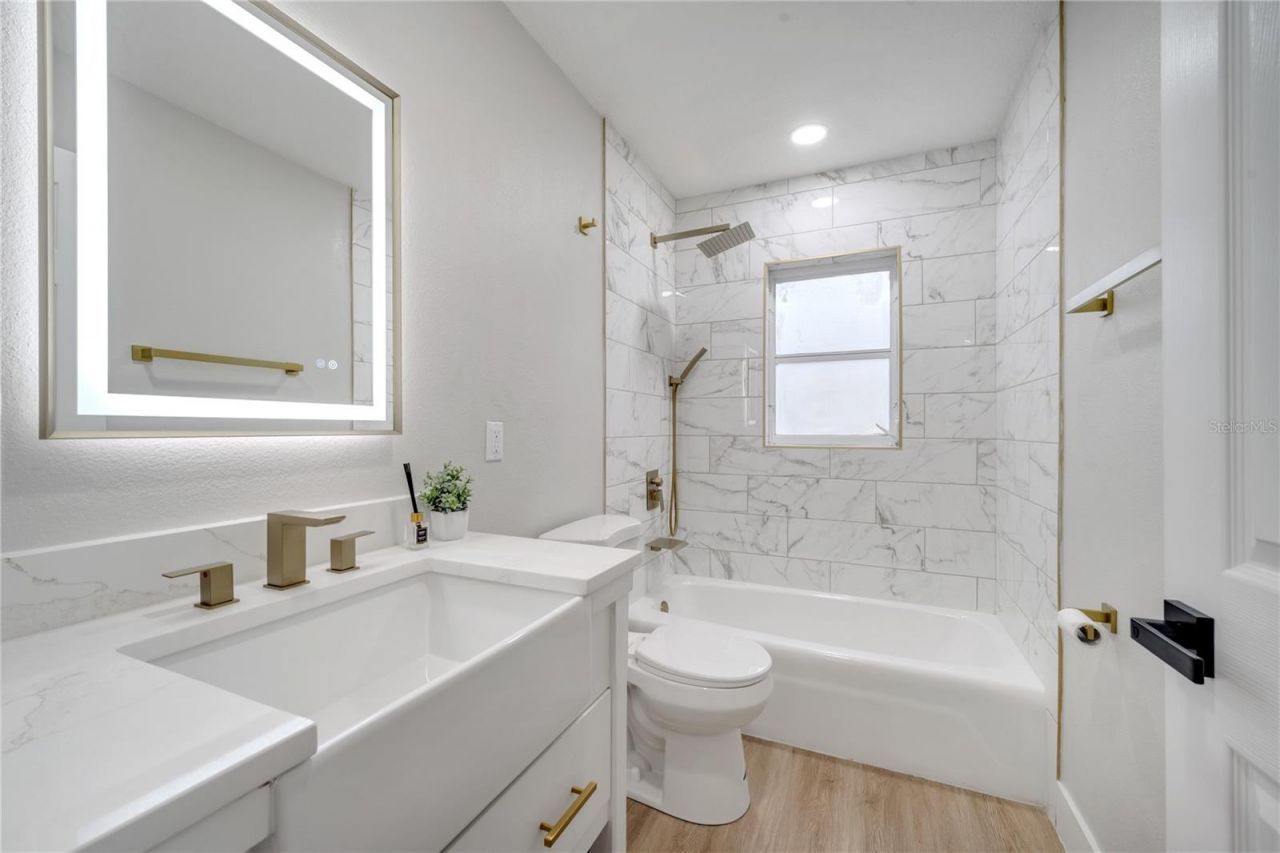 7043 Carlene Drive , Orlando, FL 32835 Photo