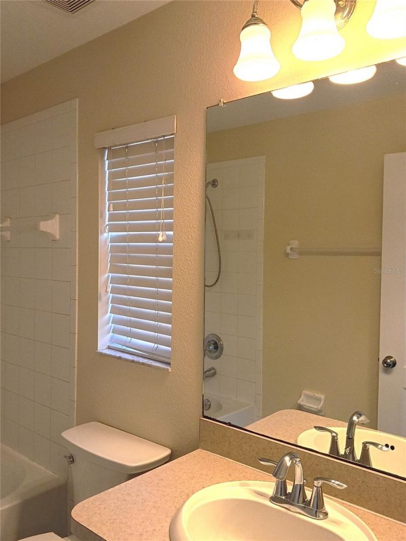4239 Winding Vine Drive, Lakeland, FL 33812 Photo