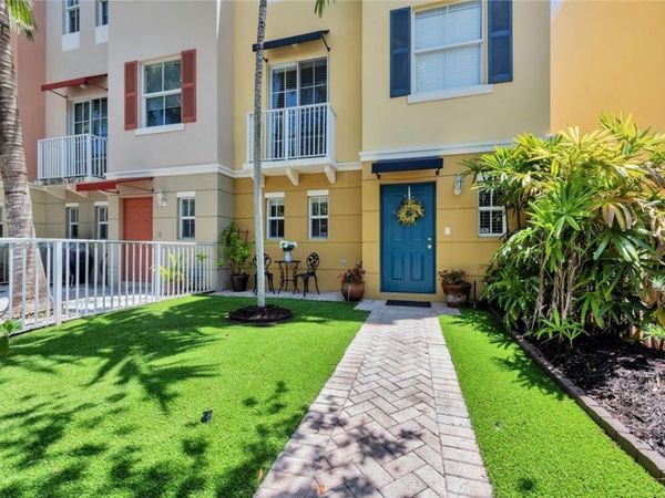 538 NE 7th Avenue, Unit 1, Fort Lauderdale, FL 33301