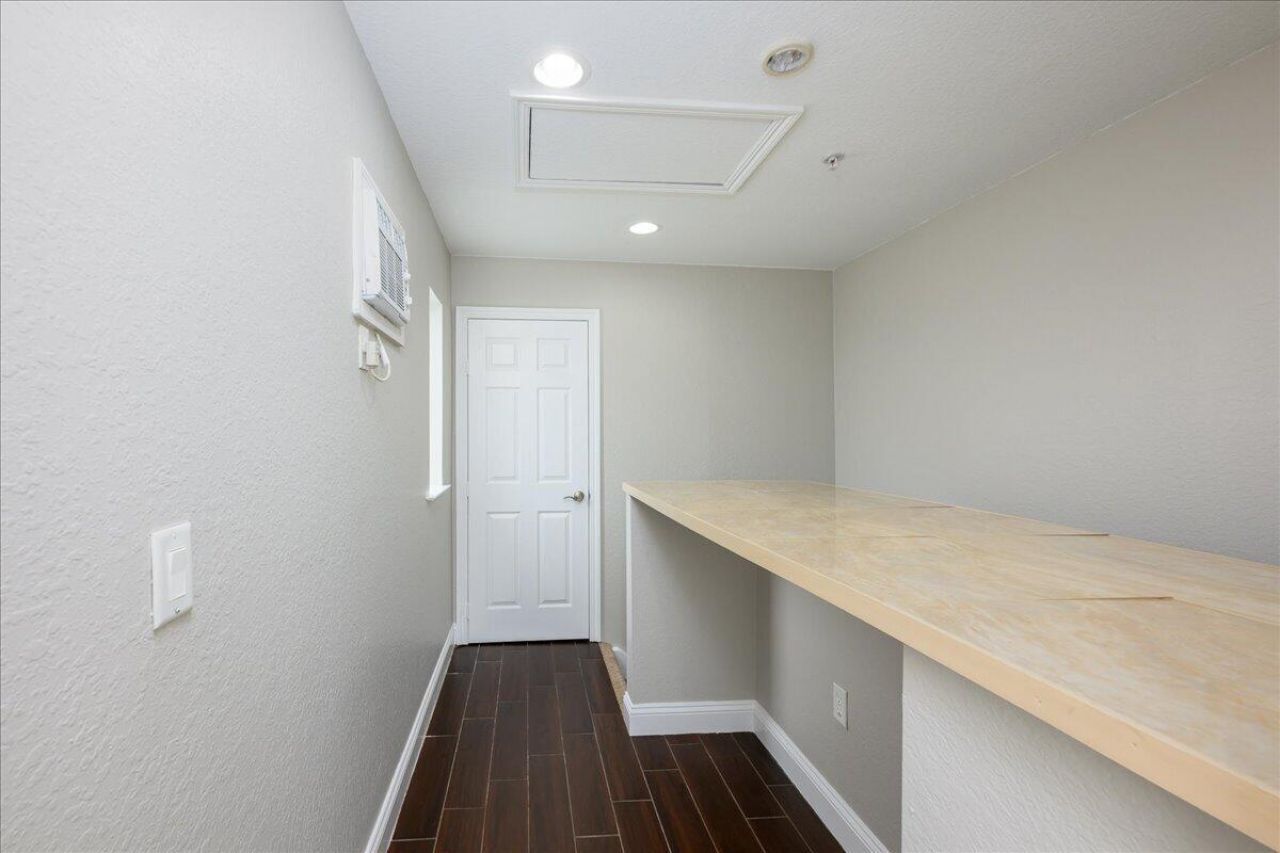 538 NE 7th Avenue, Unit 1, Fort Lauderdale, FL 33301 Photo