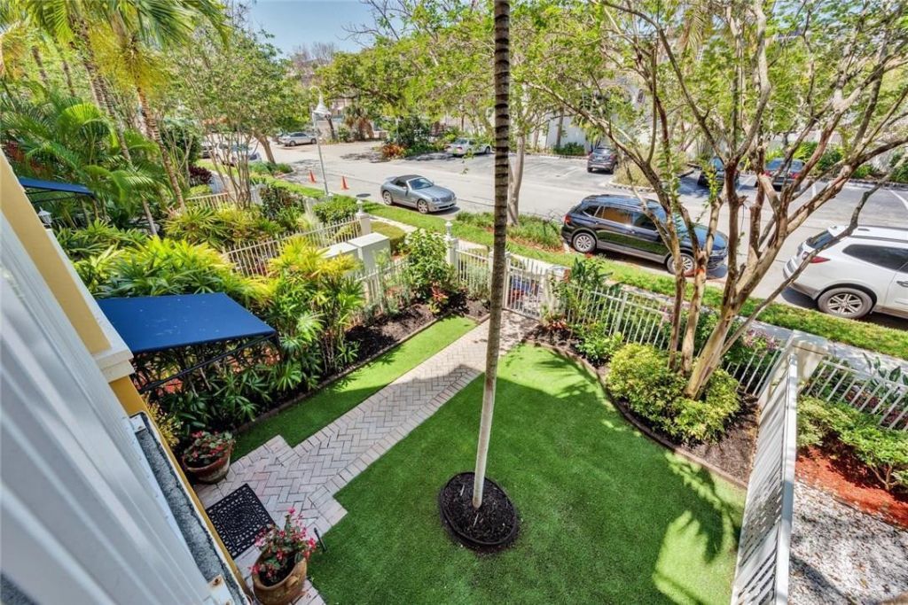 538 NE 7th Avenue, Unit 1, Fort Lauderdale, FL 33301 Photo