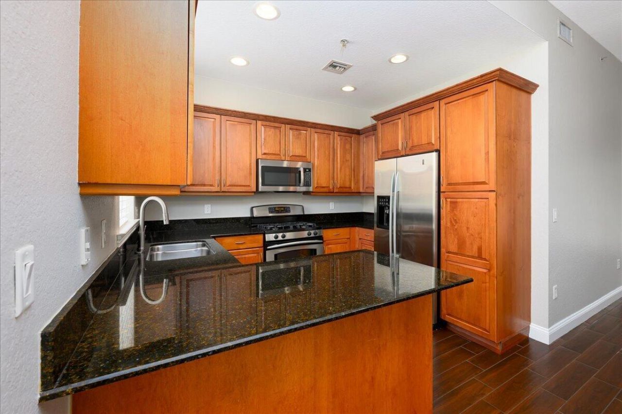 538 NE 7th Avenue, Unit 1, Fort Lauderdale, FL 33301 Photo