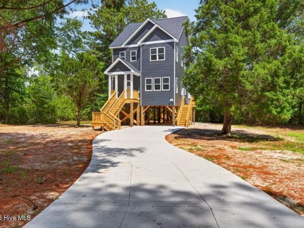 2114 S Carolina Avenue, New Bern, NC 28560