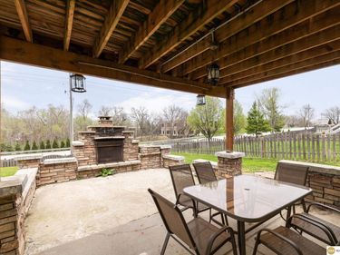 13478 Camden Avenue, Omaha, NE 68164
