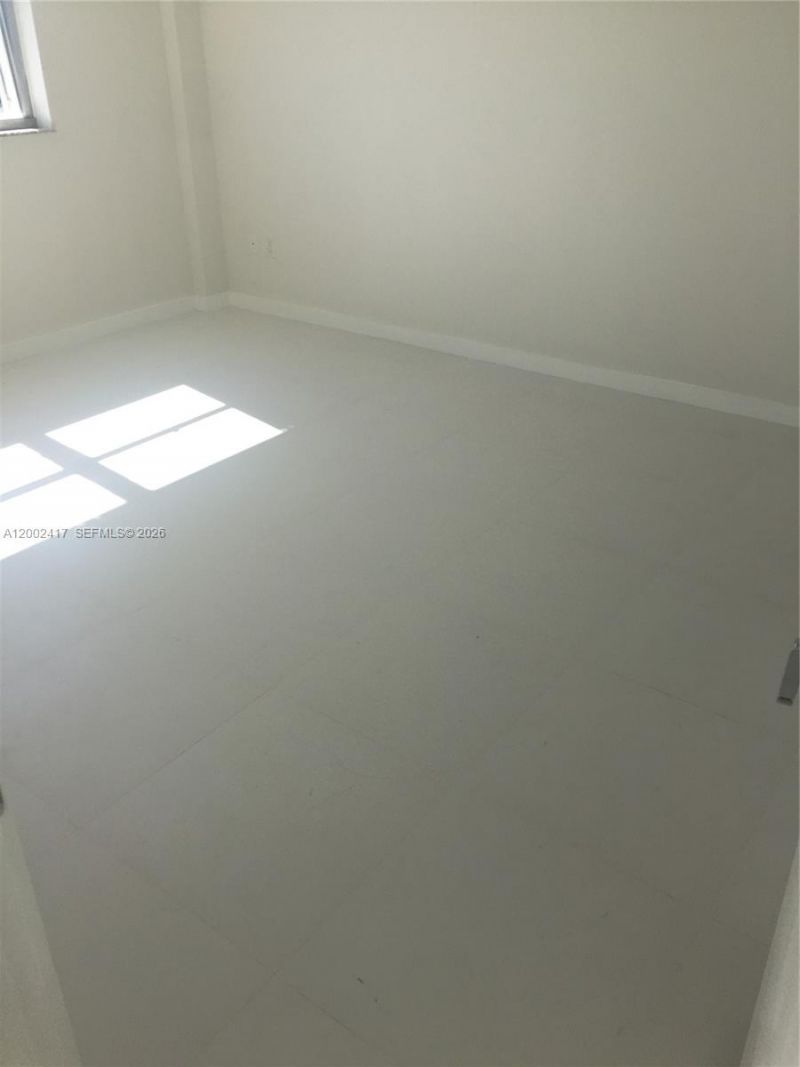 6900 Bay Dr, Unit 5A, Miami Beach, FL 33141 Photo