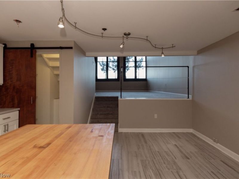 1133 W 9th Street, Unit 112, Cleveland, OH 44113 Photo 4