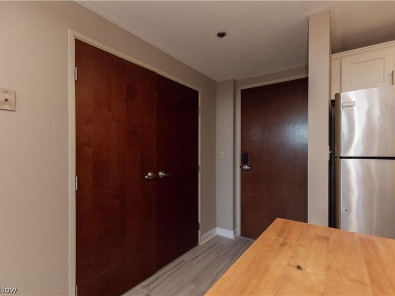 1133 W 9th Street, Unit 112, Cleveland, OH 44113 Photo 8