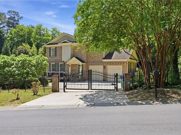 2425 Flair Knoll Drive NE, Atlanta, GA 30345