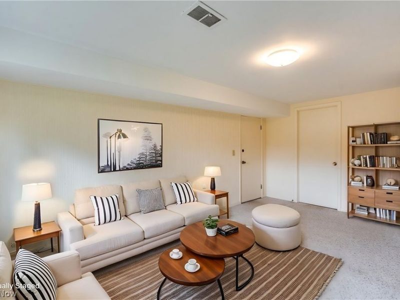 833 Cliffside Drive, Akron, OH 44313 Photo 14