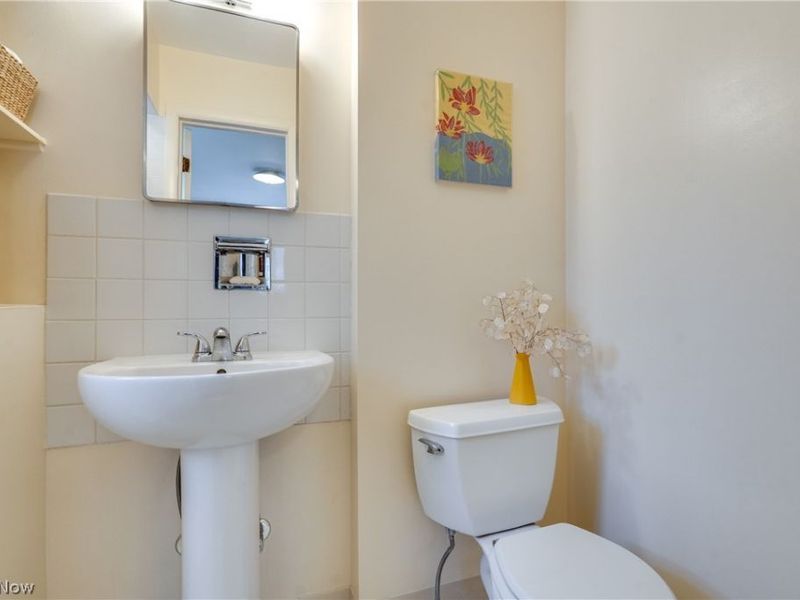 833 Cliffside Drive, Akron, OH 44313 Photo 17