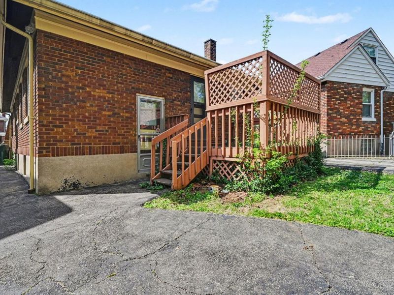 2149 Crane Ave, Cincinnati, OH 45207 Photo 3
