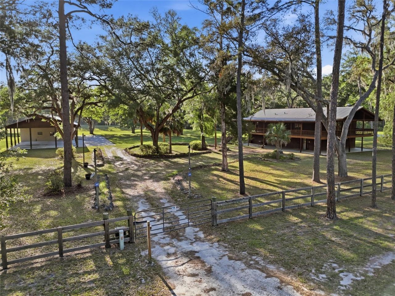 818 NE 783 Street, Old Town, FL 32680 Photo