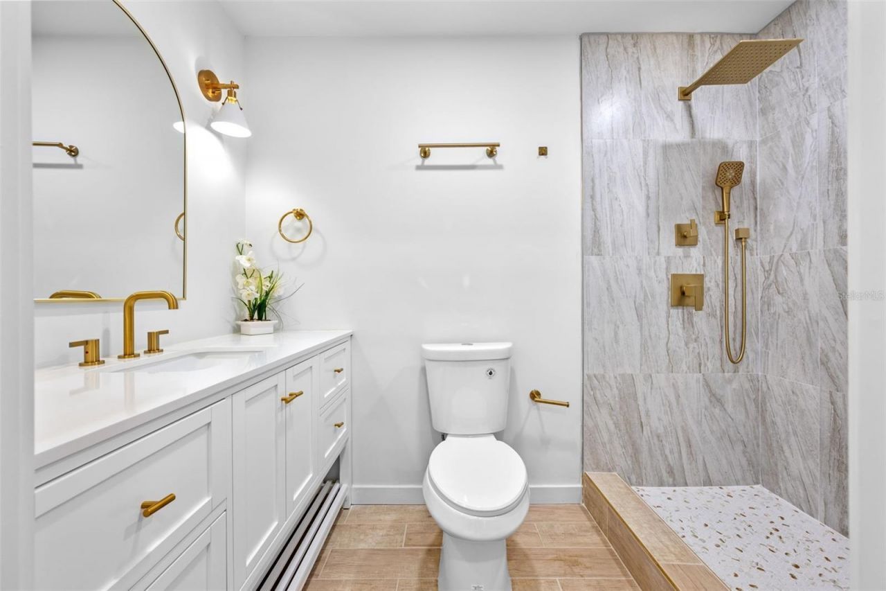 1055 Kensington Park Drive , Unit 205, Altamonte Springs, FL 32714 Photo