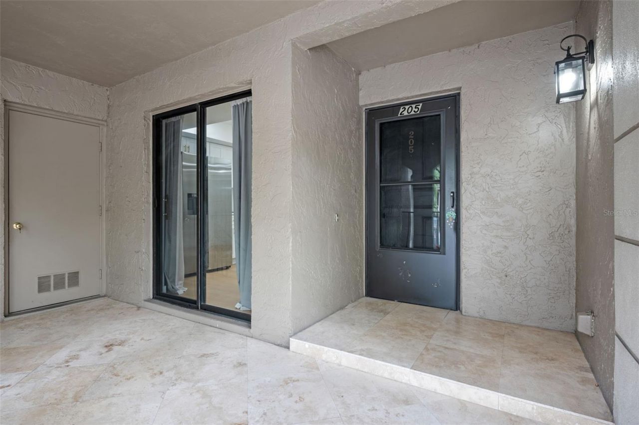 1055 Kensington Park Drive , Unit 205, Altamonte Springs, FL 32714 Photo