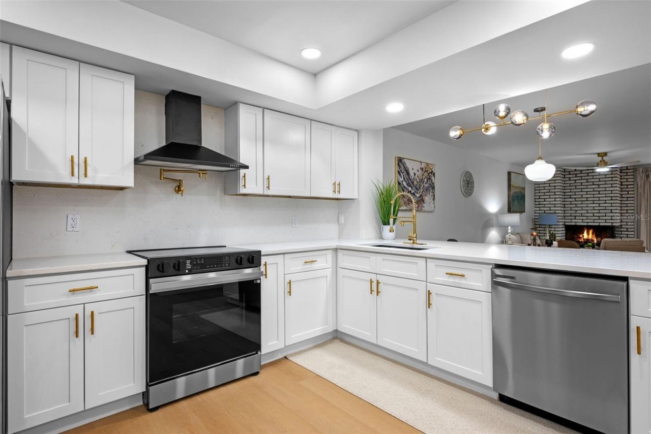 1055 Kensington Park Drive , Unit 205, Altamonte Springs, FL 32714 Photo