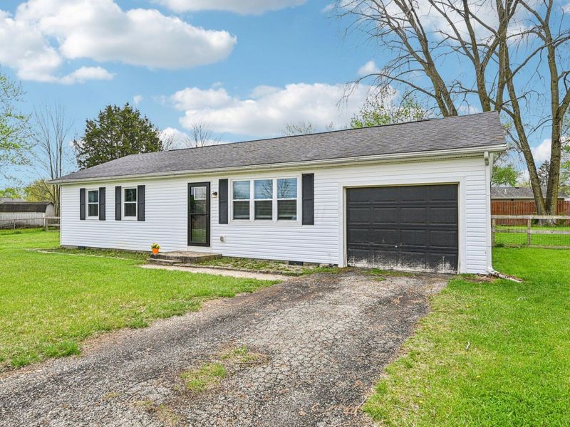 15839 Valleyview Drive, Marysville, OH 43040 Photo 4