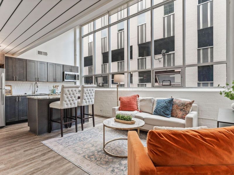 60 E Spring Street, Unit 211, Columbus, OH 43215 Photo 2