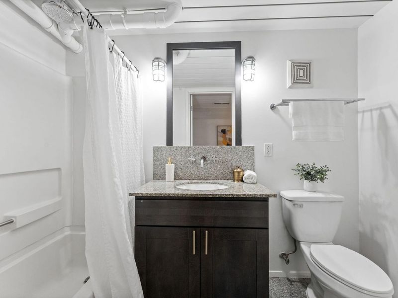 60 E Spring Street, Unit 211, Columbus, OH 43215 Photo 23