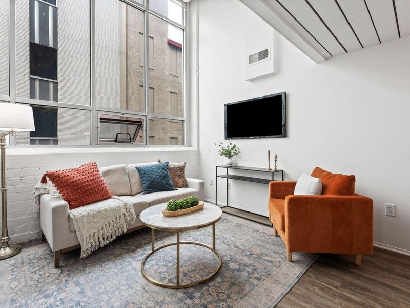 60 E Spring Street, Unit 211, Columbus, OH 43215 Photo 4