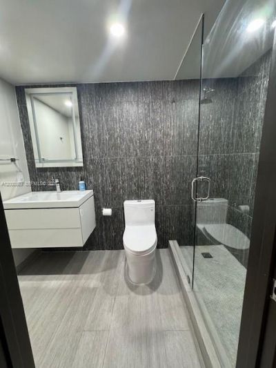 90 Edgewater Dr , Unit 606, Coral Gables, FL 33133 Photo