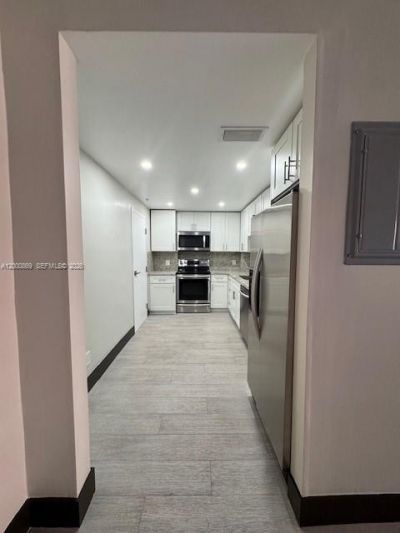 90 Edgewater Dr , Unit 606, Coral Gables, FL 33133 Photo
