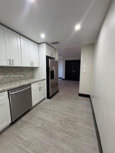 90 Edgewater Dr , Unit 606, Coral Gables, FL 33133 Photo