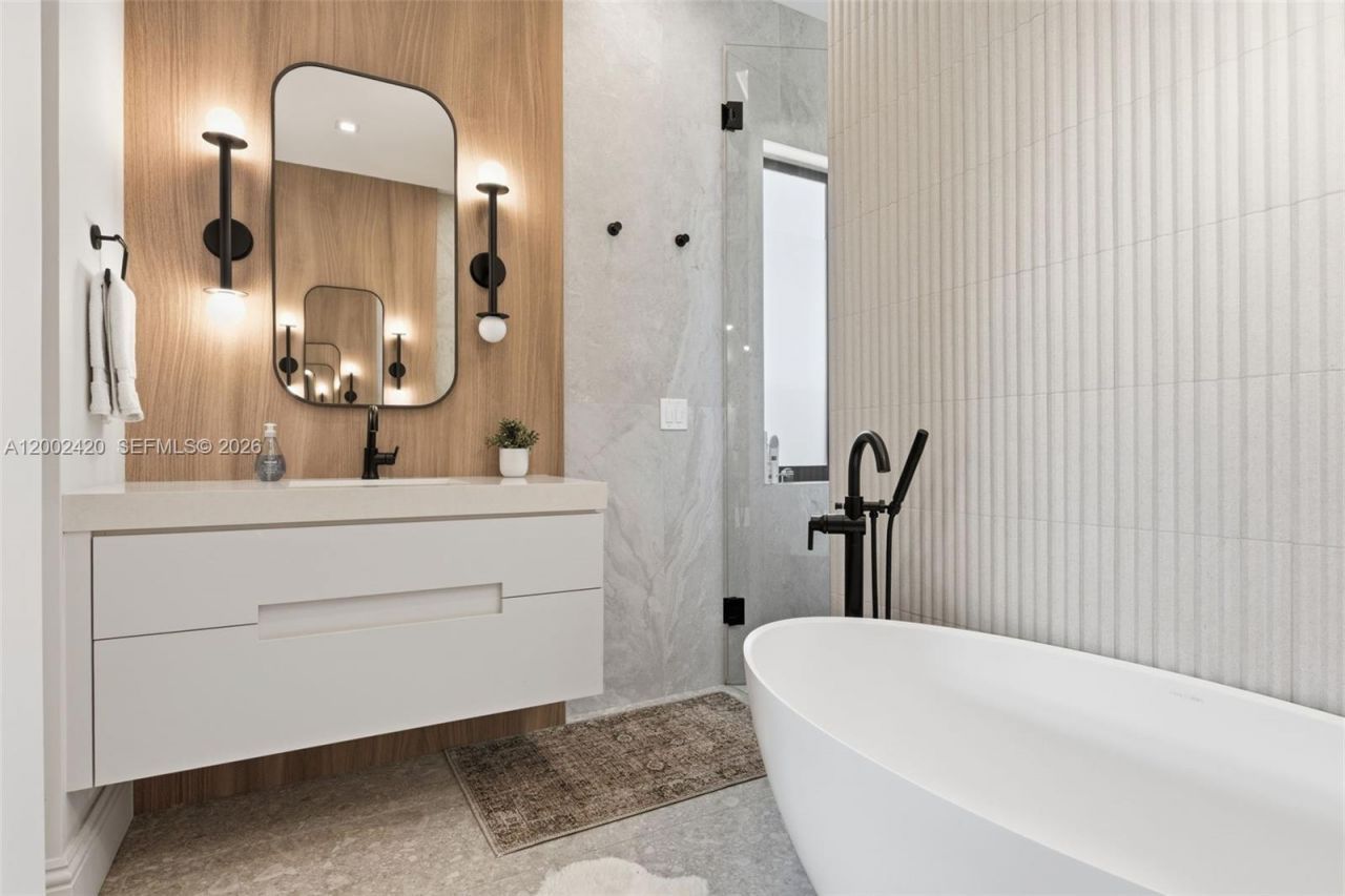 1609 NE 18th Ave , Fort Lauderdale, FL 33305 Photo