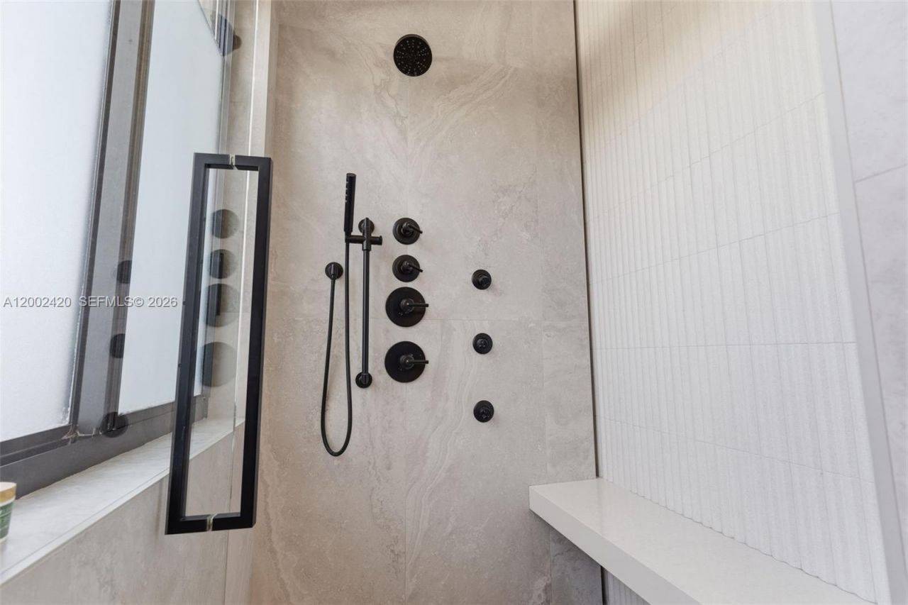 1609 NE 18th Ave , Fort Lauderdale, FL 33305 Photo