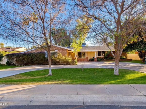 313 E WAGON WHEEL Drive, Phoenix, AZ 85020