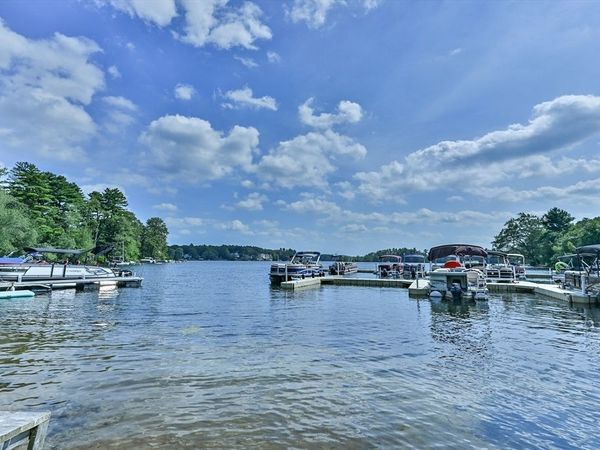 23 Lakeview Rd., Webster, MA 01570