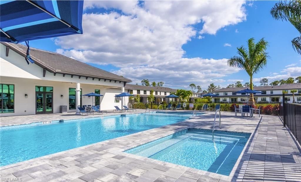 7320 Rockefeller Dr , Naples, FL 34119 Photo