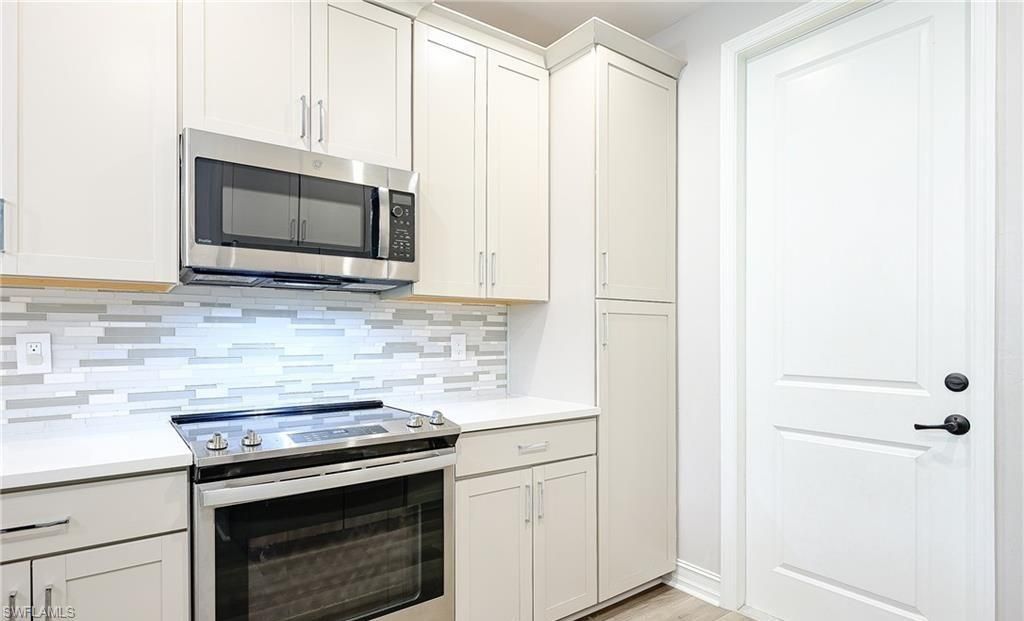 7320 Rockefeller Dr , Naples, FL 34119 Photo