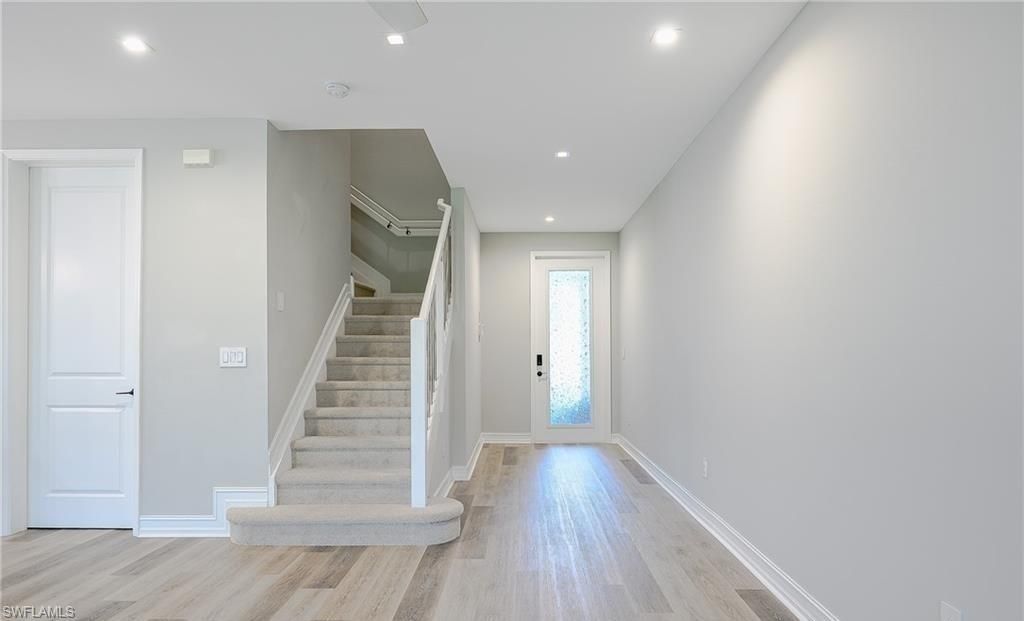 7320 Rockefeller Dr , Naples, FL 34119 Photo