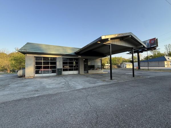 21980 Rhea County Highway , Spring City, TN 37381