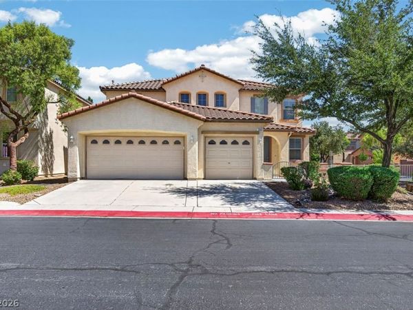 304 Raptors View Avenue, North Las Vegas, NV 89031