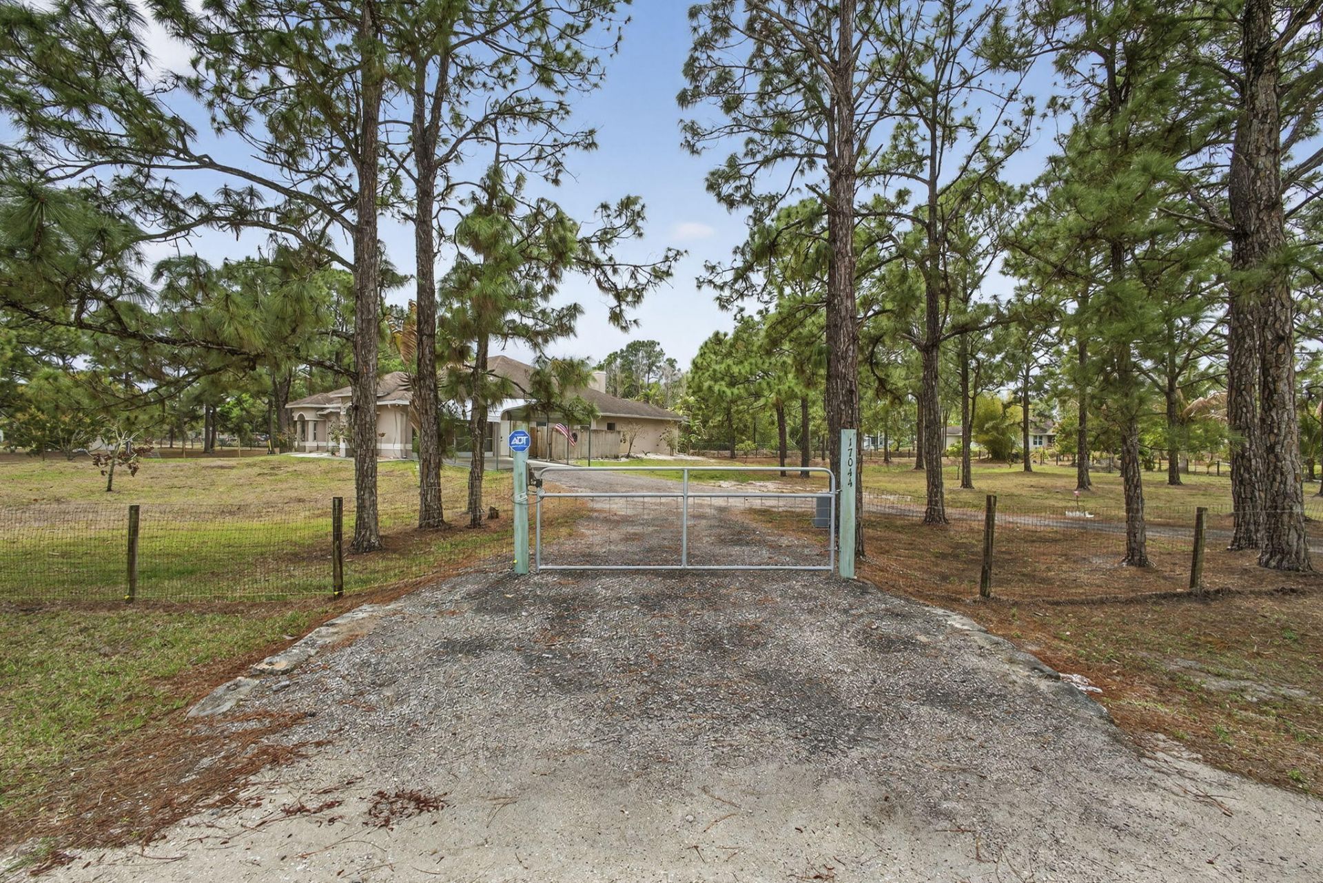 17044 N 72nd Rd Road N, Loxahatchee, FL 33470 Photo